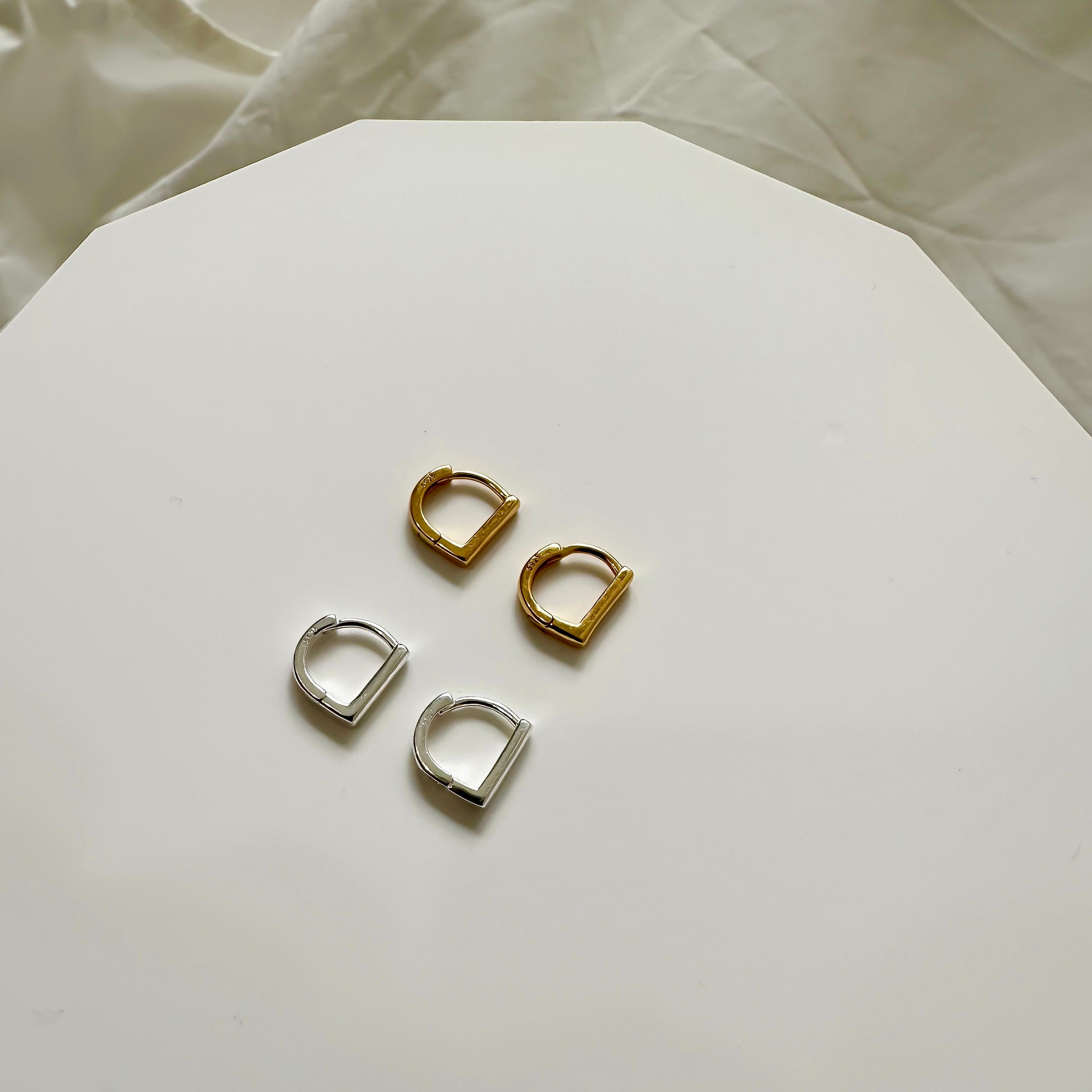 Diderot Earring