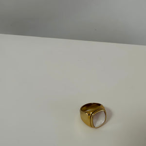 Jourdain shell Ring