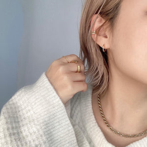 Pigalle ear cuff