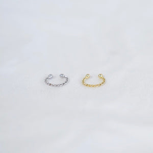 Duroc ear cuff