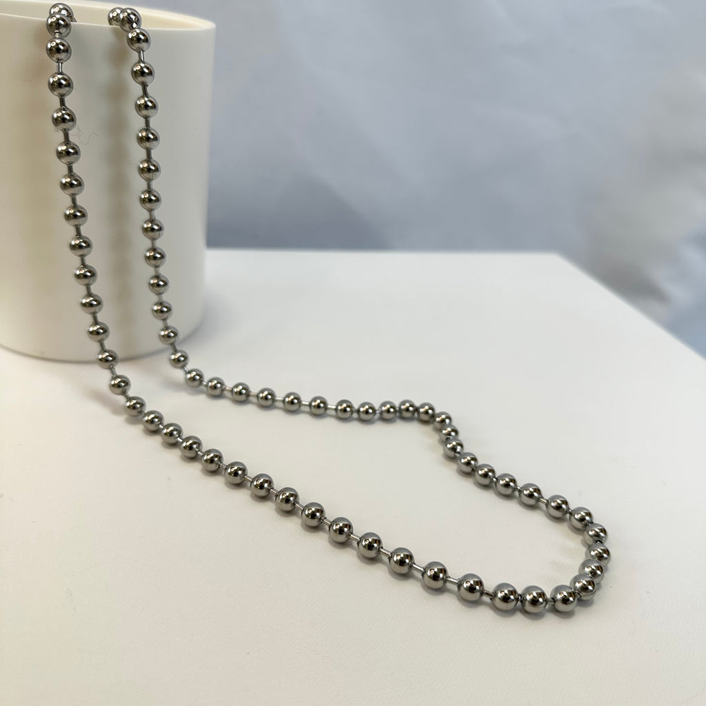 Malesherbes Necklace