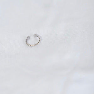 Duroc ear cuff